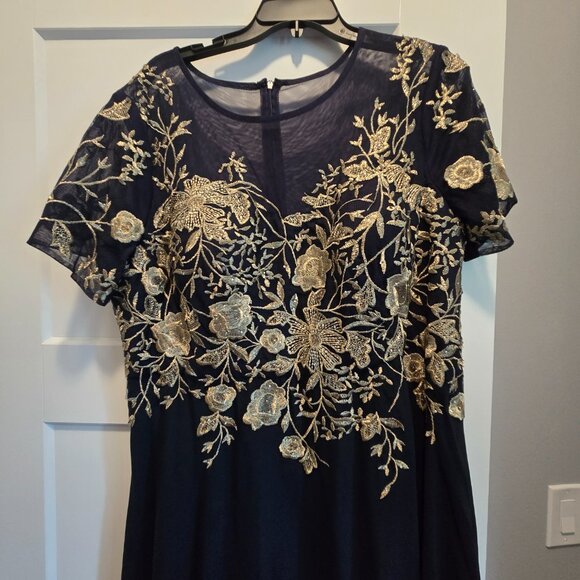 Gorgeous dress- worn as Mother of the Groom - Picture 2 of 4